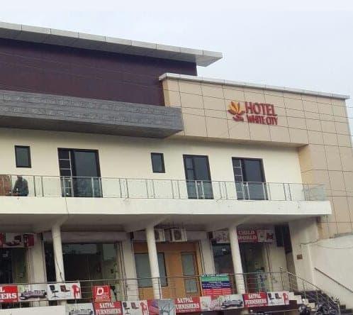 Oyo 30415 Hotel White City Anandpur  Exterior photo